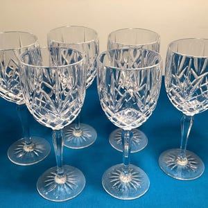 Beautiful set of 6 Cristal D’Arques Wine Glasses