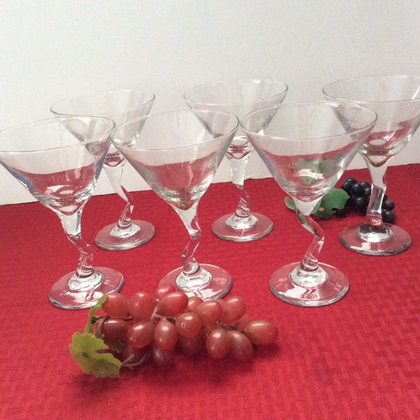 Set of 6 zig-zag stemmed martini glasses