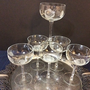 6 champagne coupe glasses