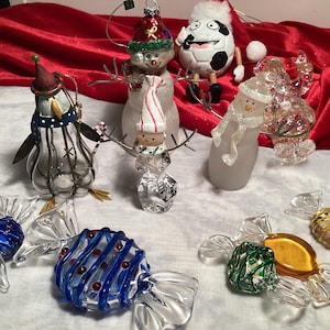 Set of 11 Great Christmas Tree Ornaments. Assortment