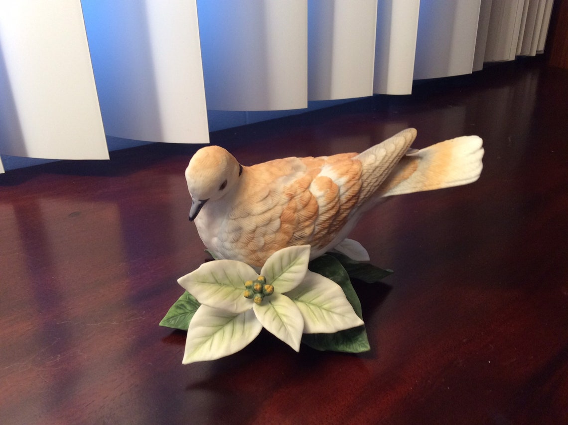turtle dove figurine