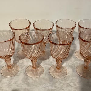 Vintage Arcoroc France 5 3/4 Inch Sherry Glasses Rosaline Pink Swirl ( set of 8 )