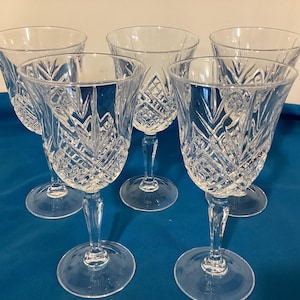 Gorgeous Cristal D’Arques Masquerade Wine or Water Goblets  ( set of 5 )