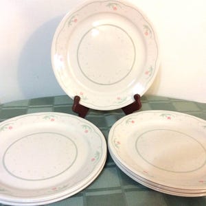 10 Corelle Calico Rose pattern dinner plates