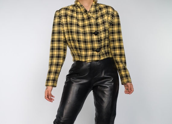 Rare Clueless Bumblebee Nailshead Cropped Blazer |