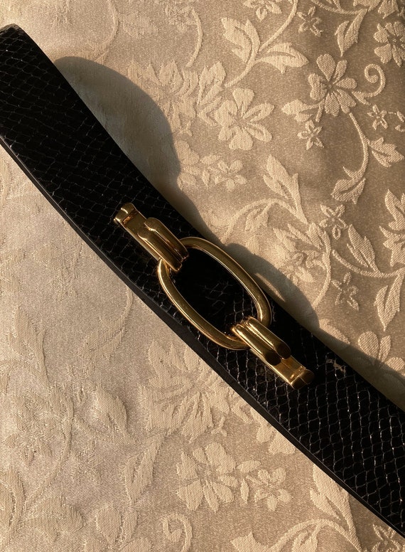 Vintage 70's Textured Black Leather Belt