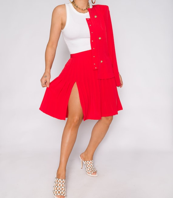 Bright Apple Red Cropped Blazer Pleated Skirt Set