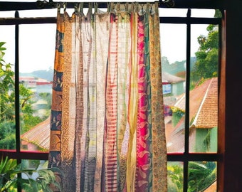 SERVICE EXPRESS de tissu Sari en vieille soie vintage indien, rideau fait à la main, décoration de porte fenêtre, rideau cycliste, rideau de porte de maison