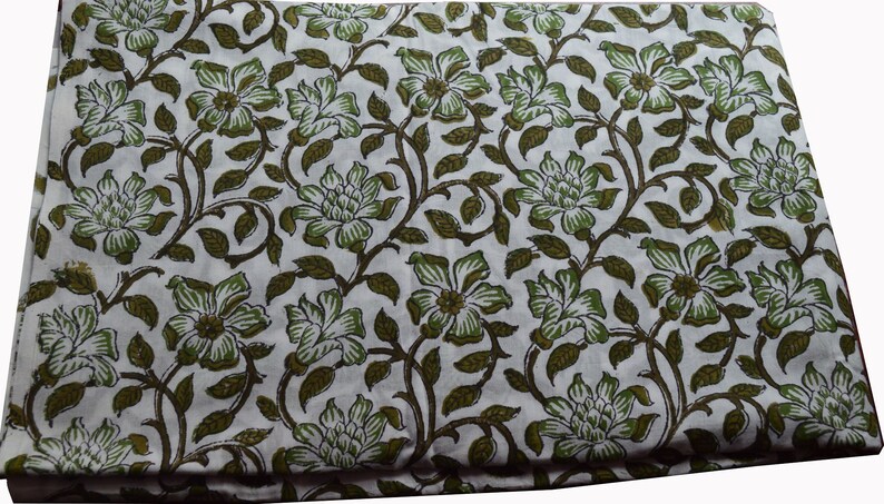 Indian Natural Hand Block Printed Fabric Handmade Cotton Sanganeri Made Cotton Fabric Floral Printed Sewing Loose Material Craft