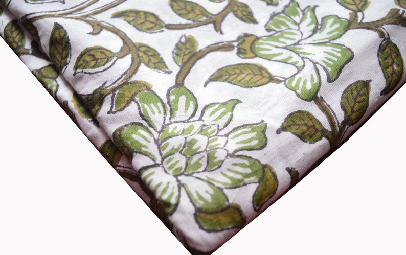 Indian Natural Hand Block Printed Fabric Handmade Cotton Sanganeri Made Cotton Fabric Floral Printed Sewing Loose Material Craft