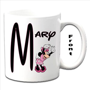 Tazas blancas personalizadas con inicial impresa de MINNIE MOUSE 4