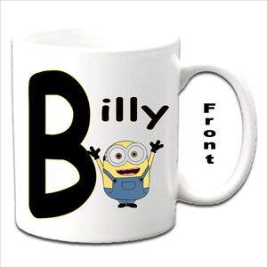 Personalizowane inicjały z postaciami BOB ~ MINIONKI, białe kubki z nadrukiem