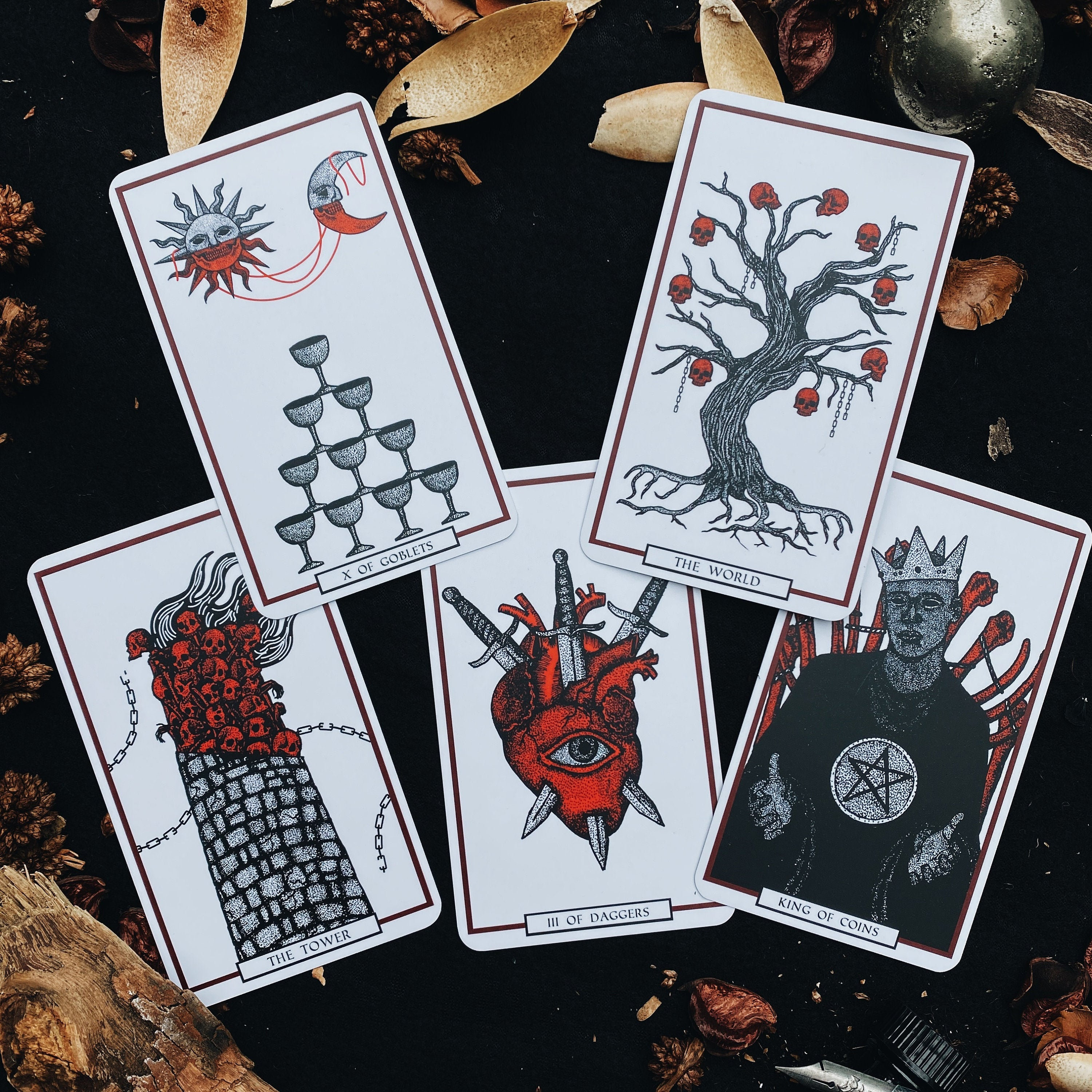 Momento Mori Tarot Deck - Etsy Momento Mori Tarot Deck - Etsy