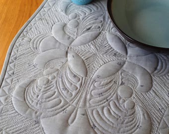Grey Quilted Placemats (Set of 4): Embroidered Luxury Dining Table Mats