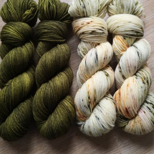 Wonderfully soft Merino blend 400 m/100g in May green. Mulesing free!