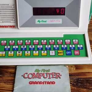 Meine erste Computer-Tribüne 1984 Vintage Spielzeug - Funktioniert | Boxed | Ausgefallene Anleitung