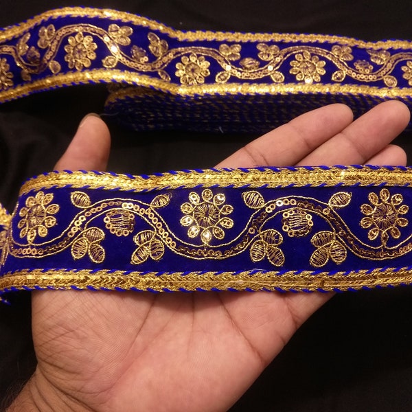 Bordure en dentelle ruban jacquard à sequins brodés bleu indien et or avec ornements pour couture et accessoires en tissu