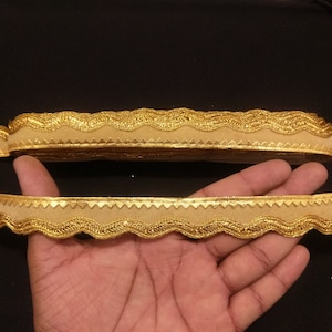 Gold Scallops Fringe Ribbon: Indian Lace Trim for Sewing & Crafting