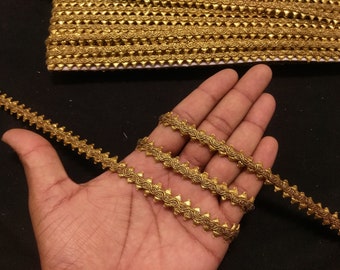 Cinta de encaje con flecos de trabajo manual indio de oro antiguo metálico de 9 yardas con borde de adorno para manualidades, costura y accesorios de tela.
