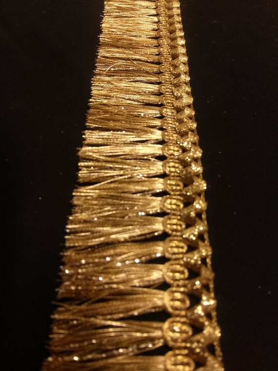 Indian Metallic Gold Hand Work Tassels Fringe Lace Trim, Tassel Trim, Tassel  Lace, Gold Trim, Indian Trim, Gold Fringe Trim 