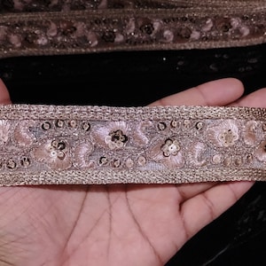 Indiano Rose Gold Floral Bordado Lantejoulas Jacquard Fita Renda Guarnição Com Enfeite Look Para Artesanato Costura E Acessórios De Tecido