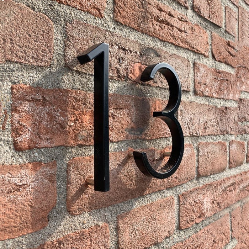 Números de casa flotantes de metal moderno de 5/6/8 pulgadas, color negro imagen 1