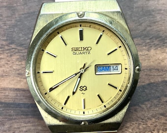 Preowned Seiko 7123-8560 non working quartz watch.  Ref AM7
