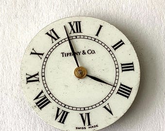 Tiffany quartz 976.001 untested quartz movement. Ref 1907how250