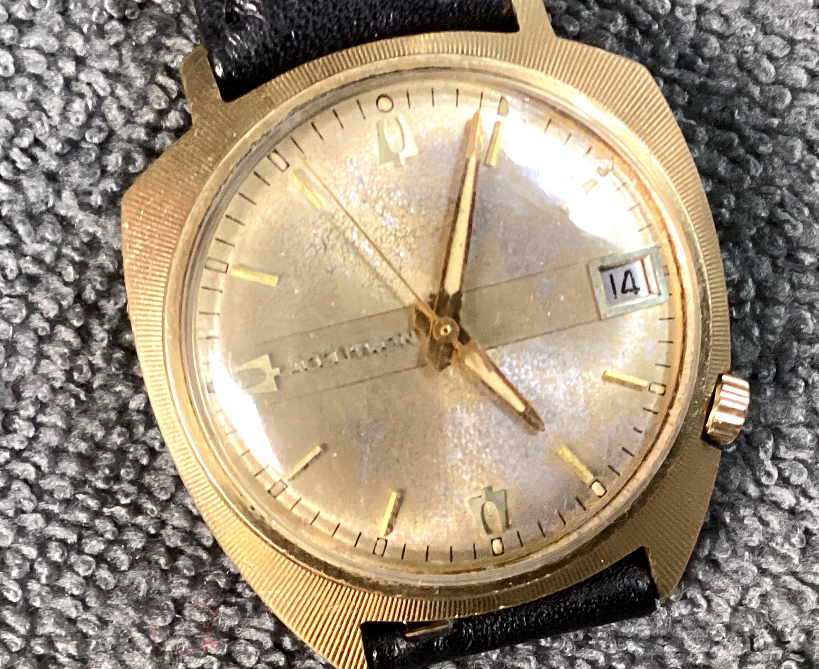 Bulova accutron 14 k gold case - Etsy 日本