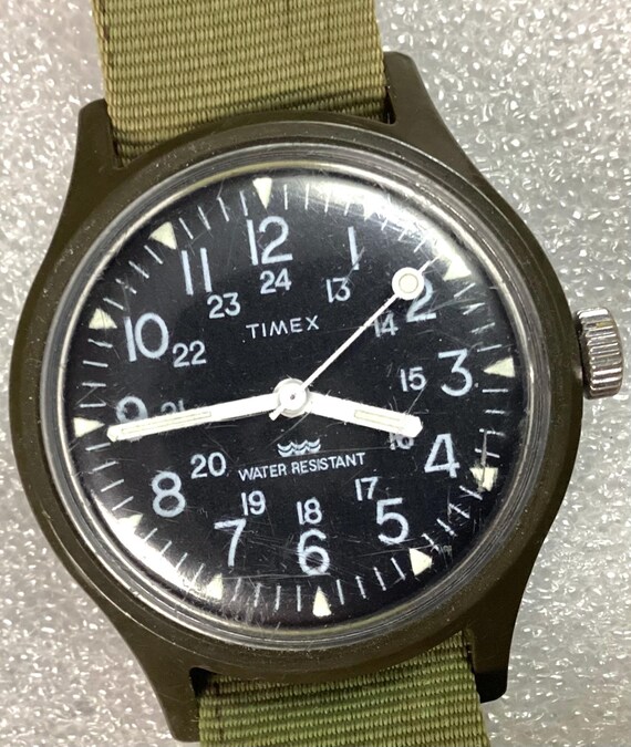 Vintage Timex MacGyver Camper Military watch. Ref D.S 75