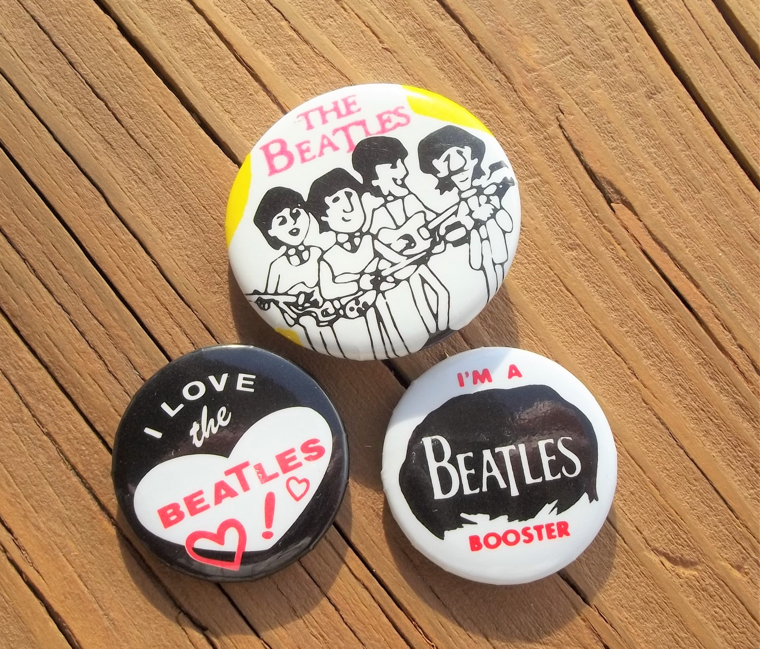 Vintage Collectable Beatles Pin Backs And Badges: 22 Unique Pieces
