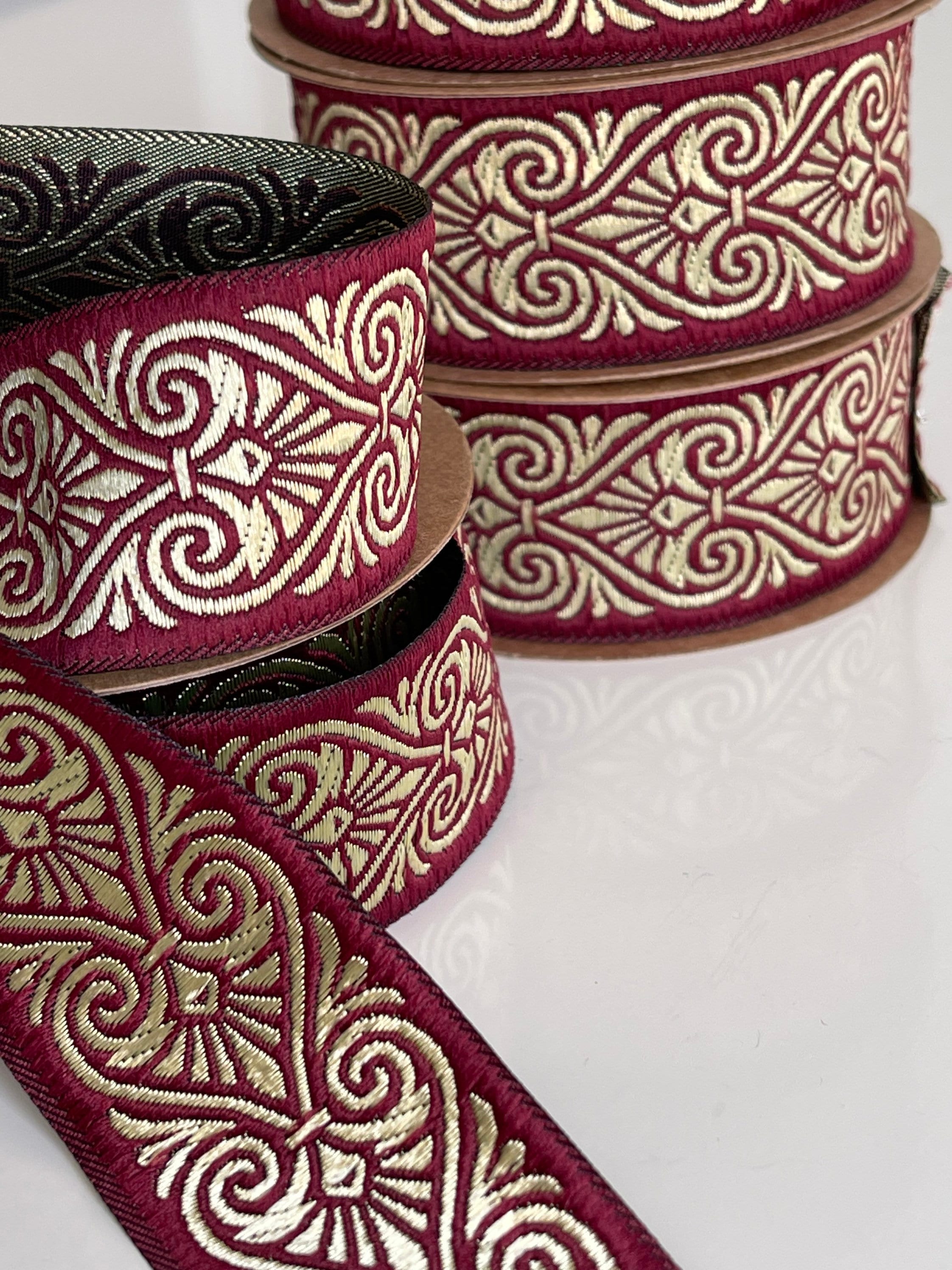 Barig Ribbons Medieval Braid 35 Mm With Oriental Heart Motif, Jacquard Embroidered ...
