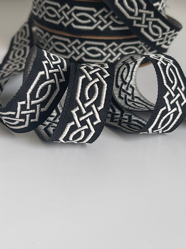 Medieval braid Celtic braid pattern medieval ribbon 20 mm black and gold jacquard embroidered braid black and silver medieval border image 4