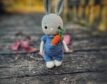 Królik Doudou, królik amigurumis, królik szydełkowy