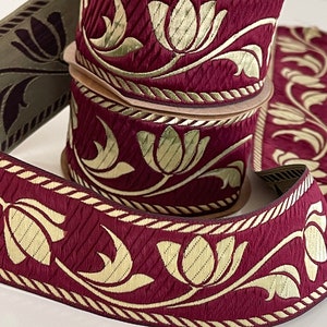 Treccia motivo tulipano medievale, nastro medievale bordeaux e oro, treccia ricamata jacquard da 50 mm,