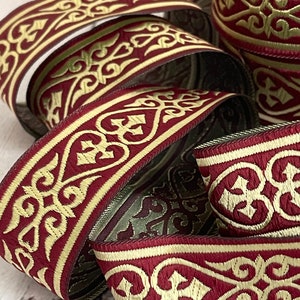 Galon médiéval brodé jacquard ruban brodé bordeaux et doré bordure médiévale cœur celtique garniture de ruban royal cœur celtique 35 mm image 1