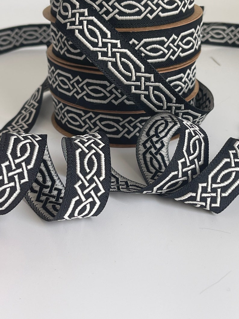 Medieval braid Celtic braid pattern medieval ribbon 20 mm black and gold jacquard embroidered braid black and silver medieval border image 6
