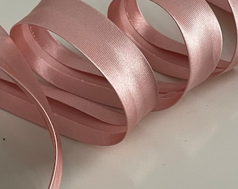 Biais en satin 20 mm rose,biais pour border un textile,biais artisanal rose,