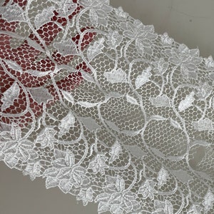 Embroidered lace wide guipure lace for craft creation off-white lace scalloped lace