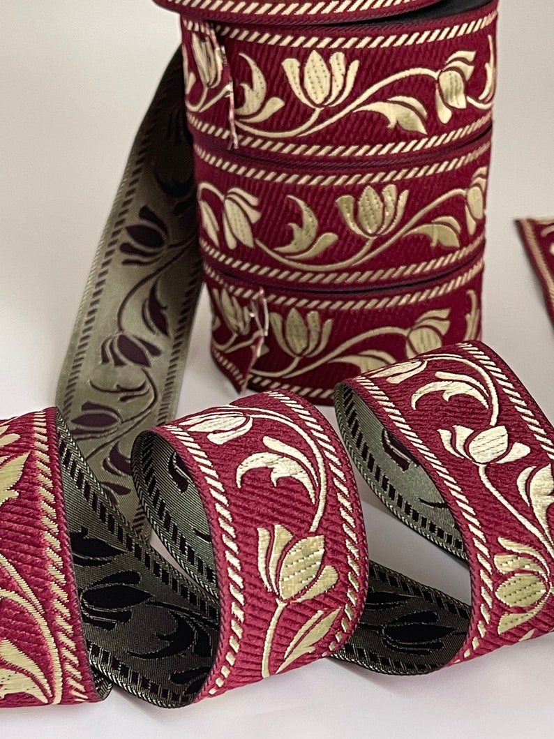 Galon médiéval motifs tulipes ruban théâtral 35 mm galon médiéval bordeaux et doré ruban brodé jacquard bordure médiévale tissé image 6