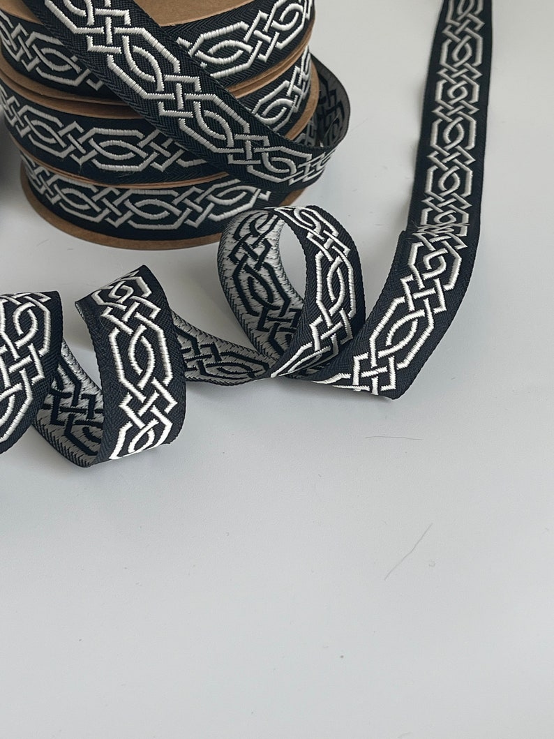 Medieval braid Celtic braid pattern medieval ribbon 20 mm black and gold jacquard embroidered braid black and silver medieval border image 8