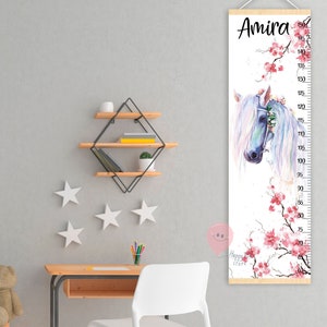 Hoogtemeter paard en sakurabloemen Gepersonaliseerde groeimeter Mustang kinderkamerdecoratie Douche- of verjaardagscadeau