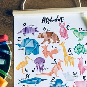 Pôster de alfabeto de animais Decoração de parede de berçário de origami de aquarela Decoração de quarto de criança