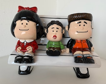 Mafalda and Friends Bench / Mafalda and Friends Bench.