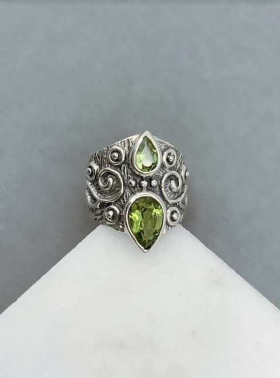 Peridot and Sterling Silver Ring, Small and Large… - image 2