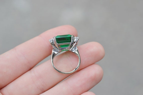 Fake emerald engagement rings hot sale