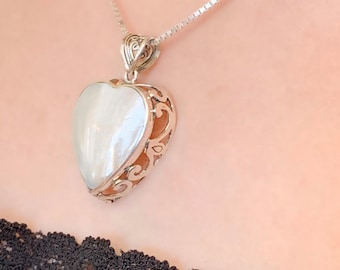 Mother of Pearl & Sterling Silver Heart Necklace, Cutout Sterling Silver MOP Pendant, Vintage Shell Pendant, Smooth Shining Iridescent White