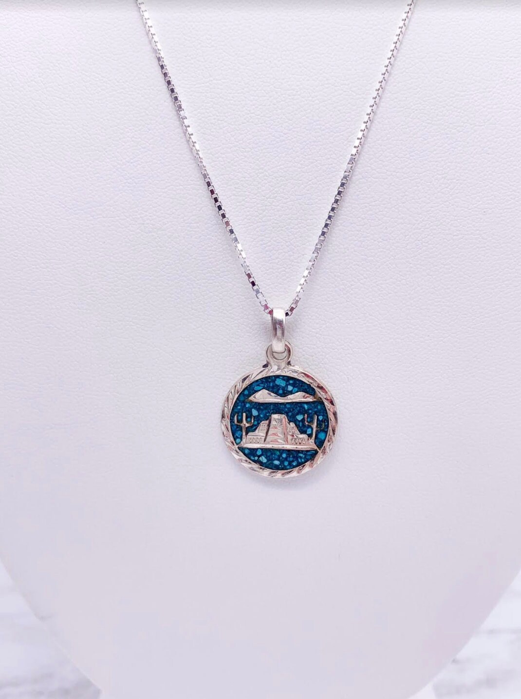 MexicanJewelry Marquetry Turquoise ペンダント VINTAGE MEXICAN SILVER & Turquoise Inlay Pendant/Pin – Love Street
