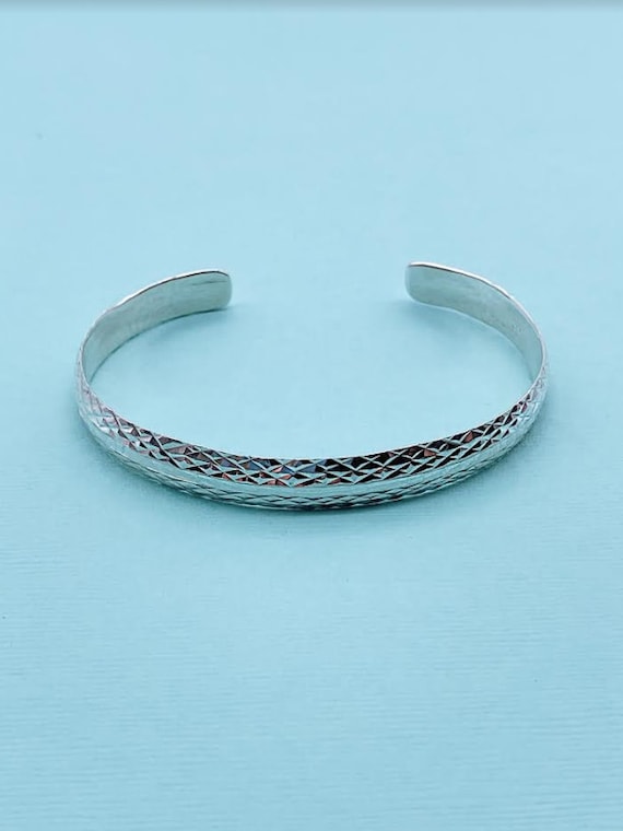 Sterling Silver Cuff Bangle, Hammered Artisan Cuf… - image 4