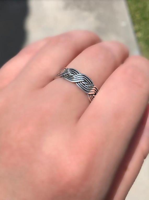 Sterling Silver Infinity Ring, Silver Twisted Ban… - image 1
